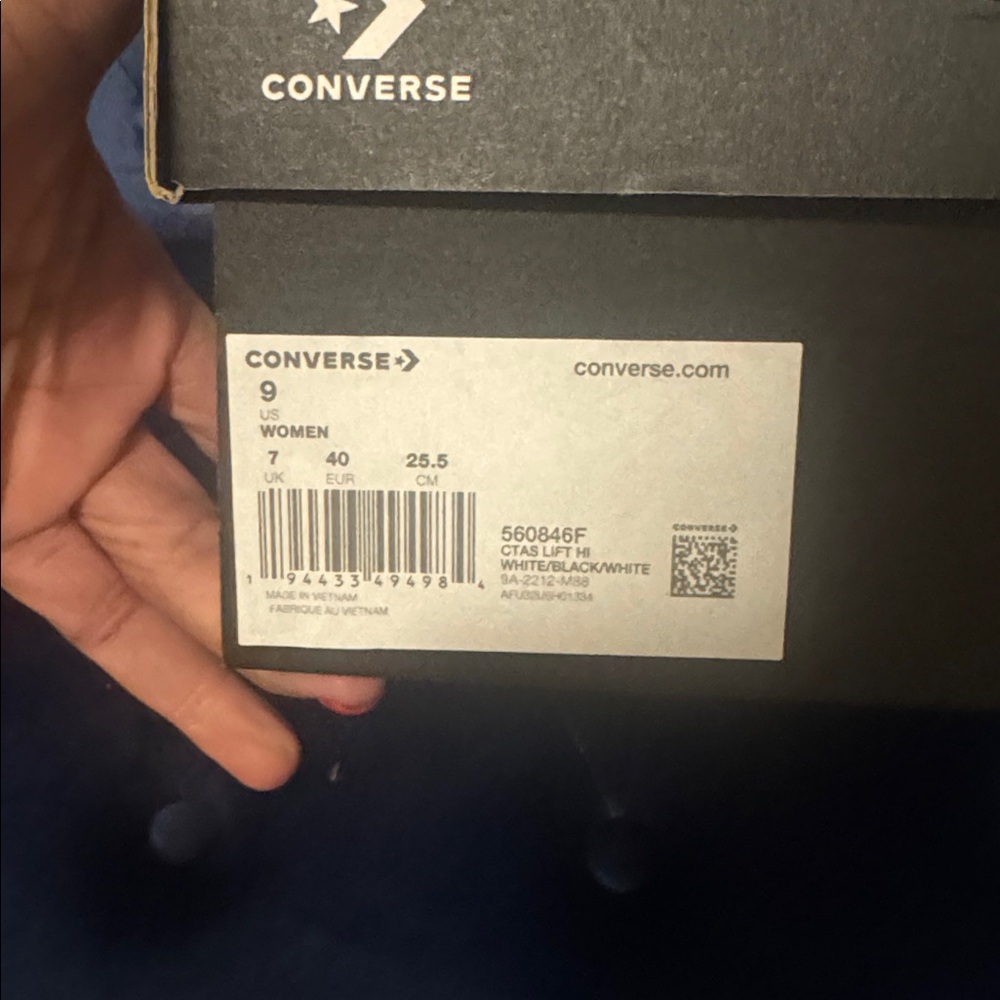 Converse High-Top Sneakers - Picture 7 of 7
